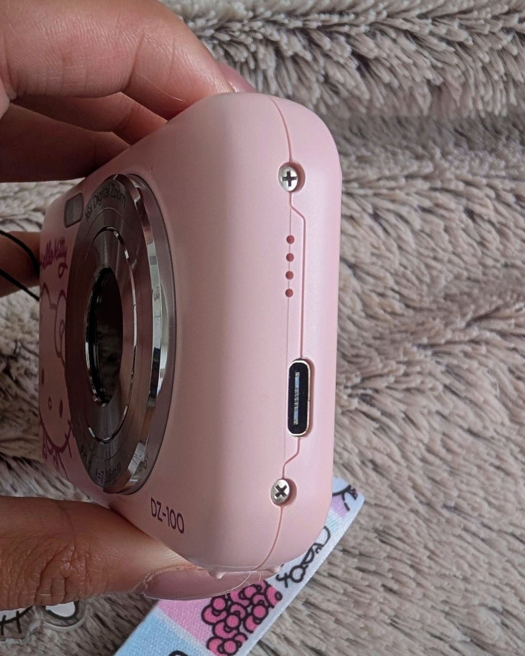 Yashica Appareil photo: Hello Kitty Yashica Camera – Neuf (Voir description) à Porrentruy par jujumlfr 3