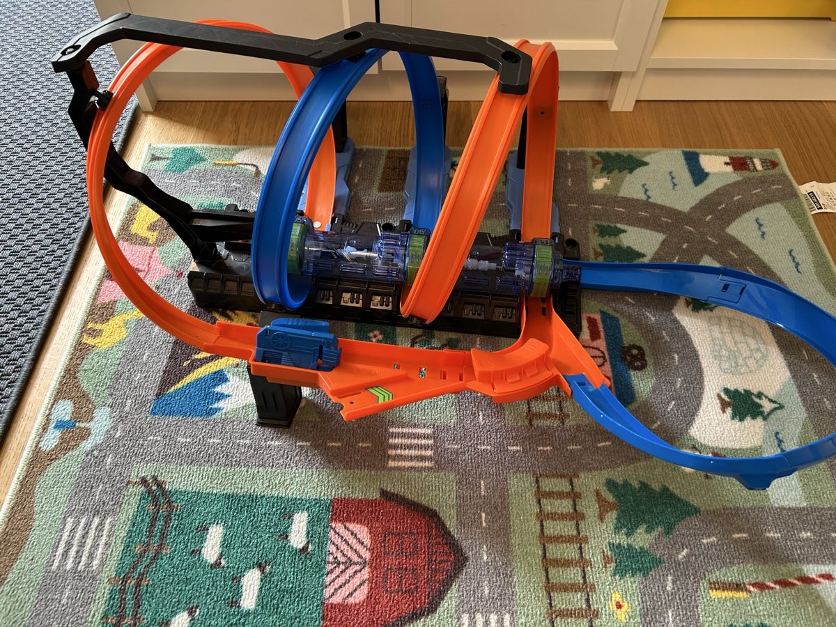 Hot Wheels Rennbahnen: Hot Wheels Track Set Orange Blue Used – Gebraucht aus Zürich von mar_d7zz