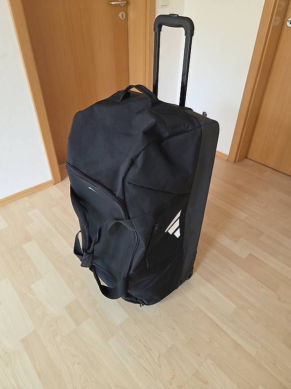 Valigie & Borse: Adidas Trolley – Usato da Jona venduto da pau_g7rc 1