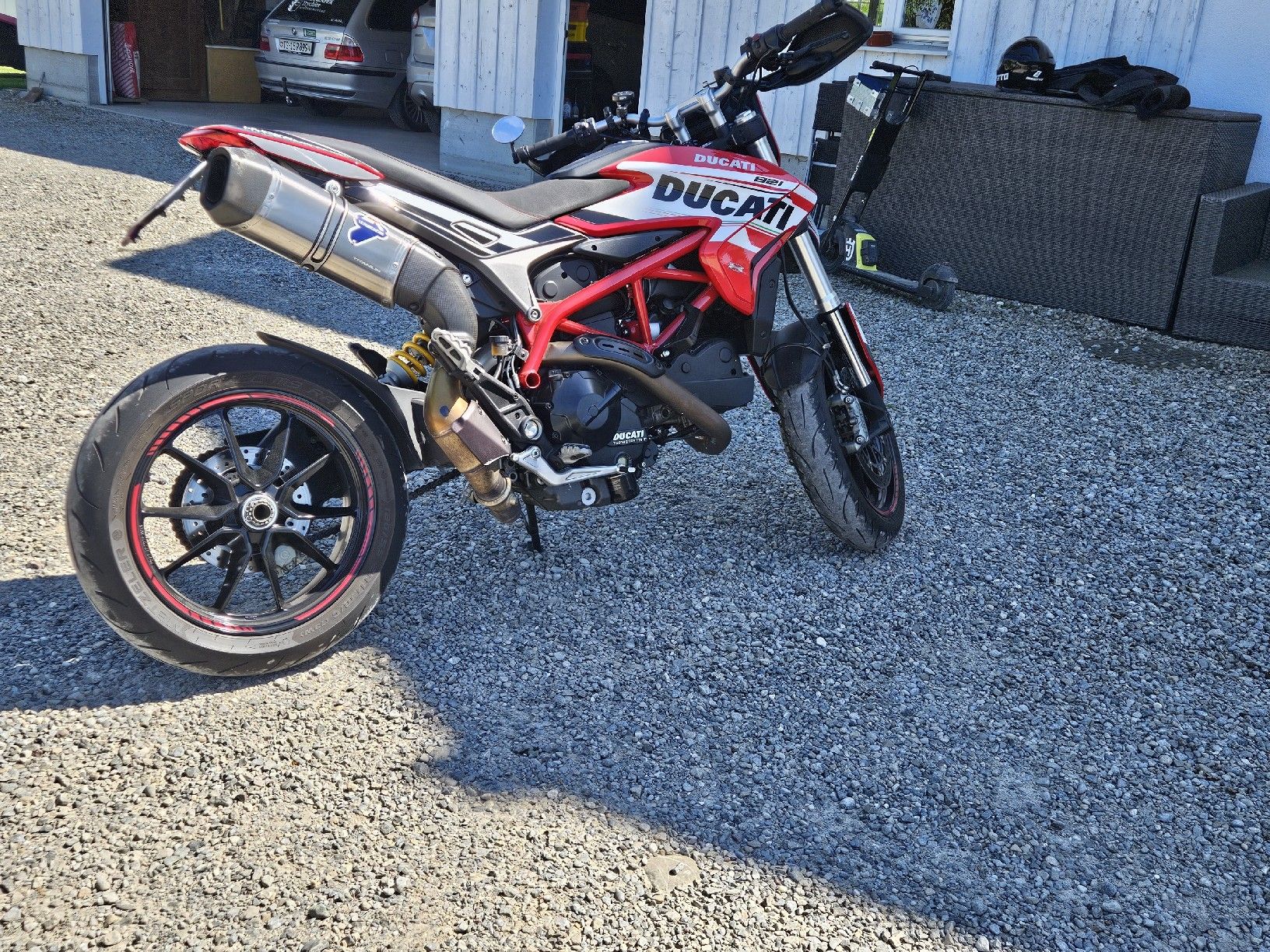 Ducati Strada: Ducati Hypermotard 821 – Usato da Eschlikon TG venduto da adibeerli 2