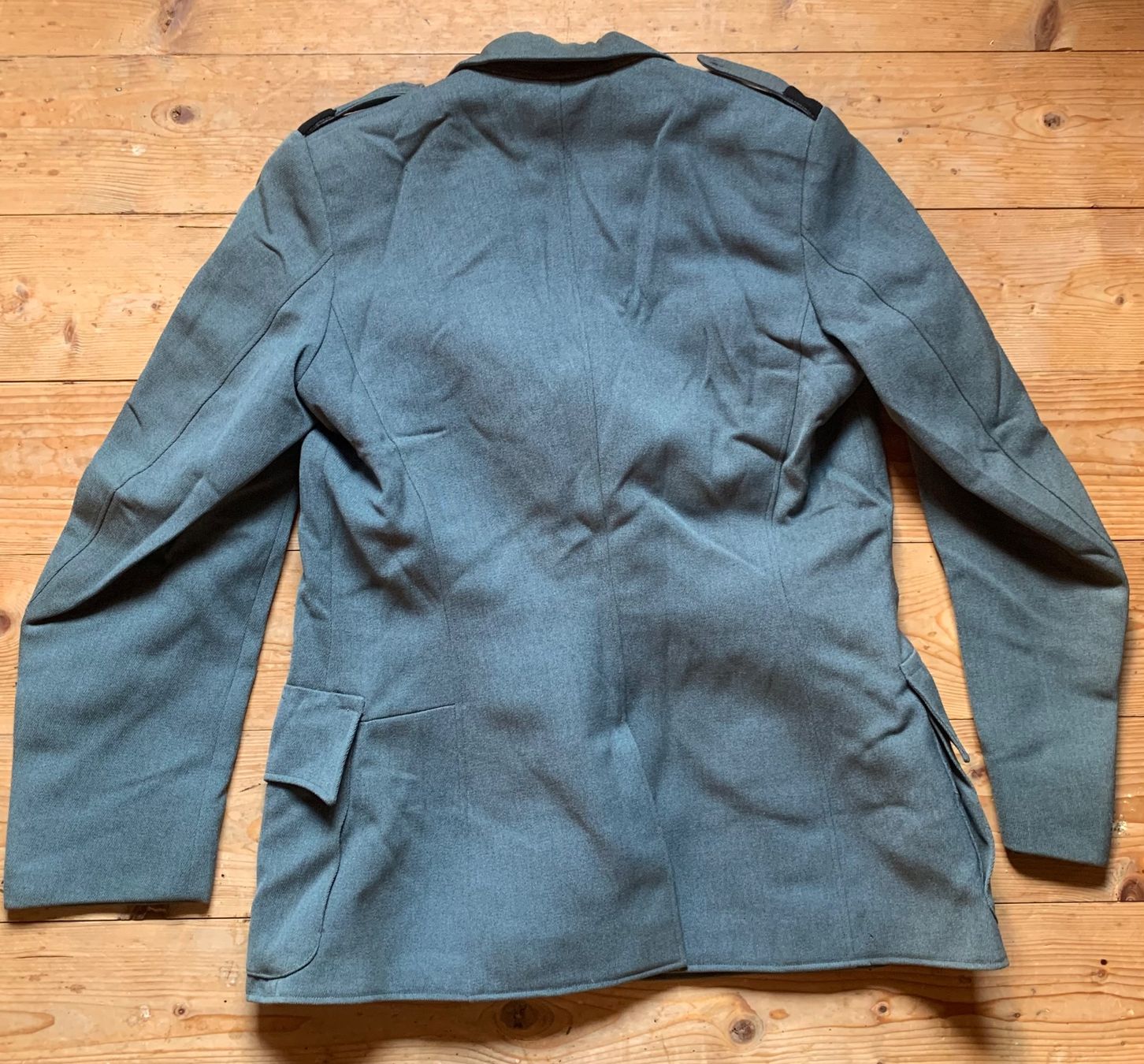Schweizer Armee Uniformi: Uniformjacke eines Pontoniers der CH Armee – Usato da Goldingen venduto da Bergler012 3