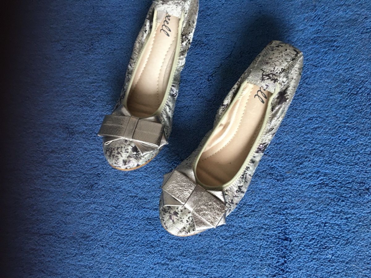 Damenschuhe: Chaussures – Neu (gemäss Beschreibung) aus Le Landeron von ArianeNi