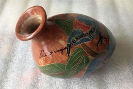 NICARAGUA San Juan de Oriente Pottery Sgraffito Vintage Vase