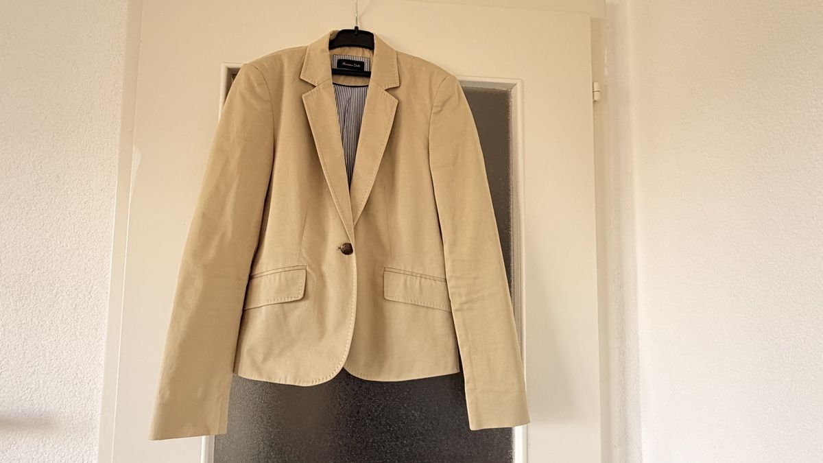 Massimo Dutti Jacken: Blazer Massimo Dutti beige taille 36  – Gebraucht aus Bulle von LeMoleson