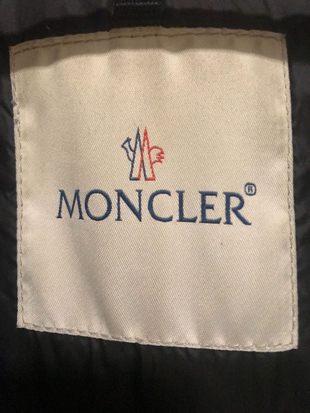 Moncler Cappotti: MONCLER Down Jacket Coat Daunenmantel – Usato da Ebmatingen venduto da dartim 7