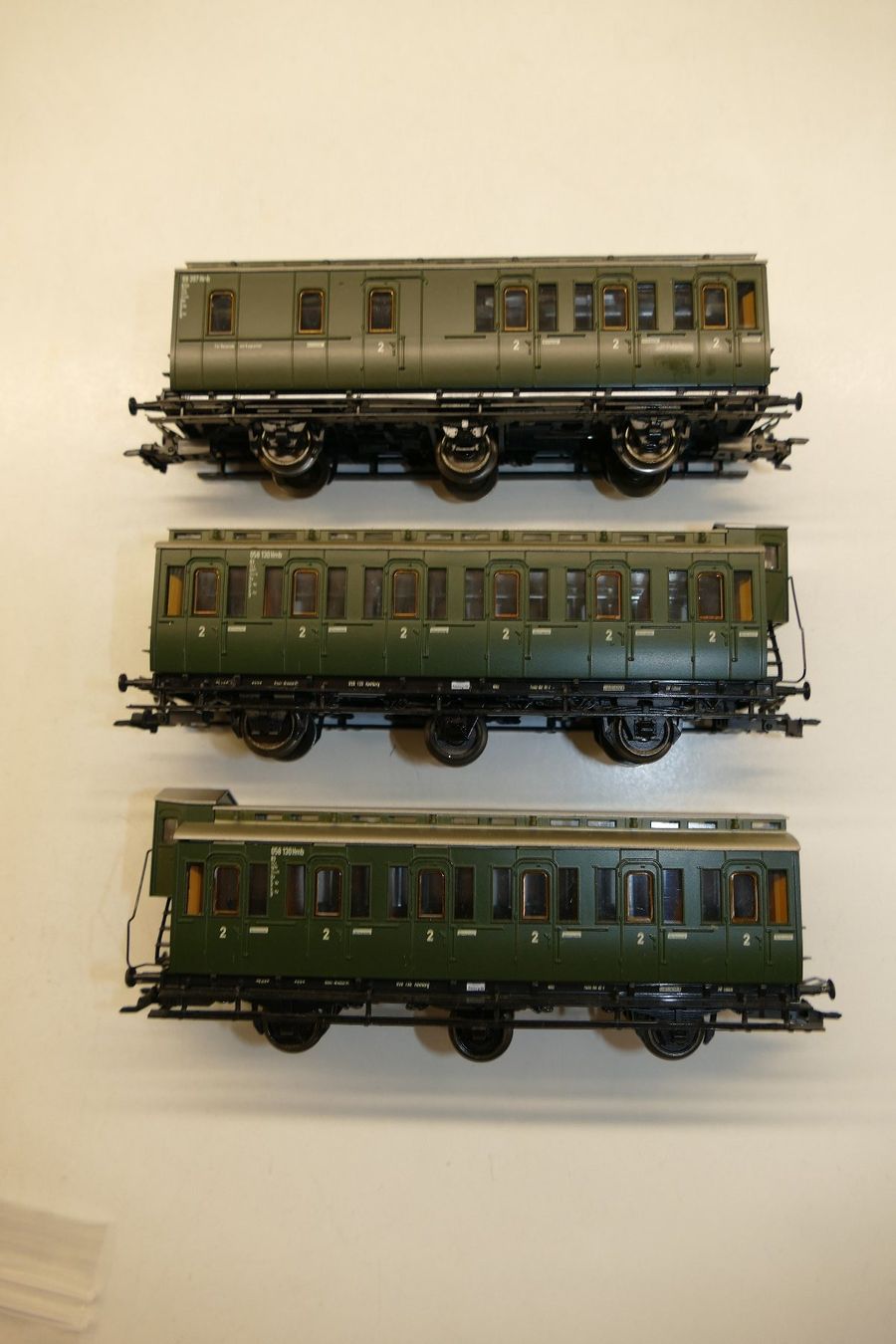 Märklin Modellini di ferrovie: Märklin H0: 3xDB Abteilwagen 2 – Nuovo (secondo la descrizione) da Niederhasli venduto da rail-duerst
