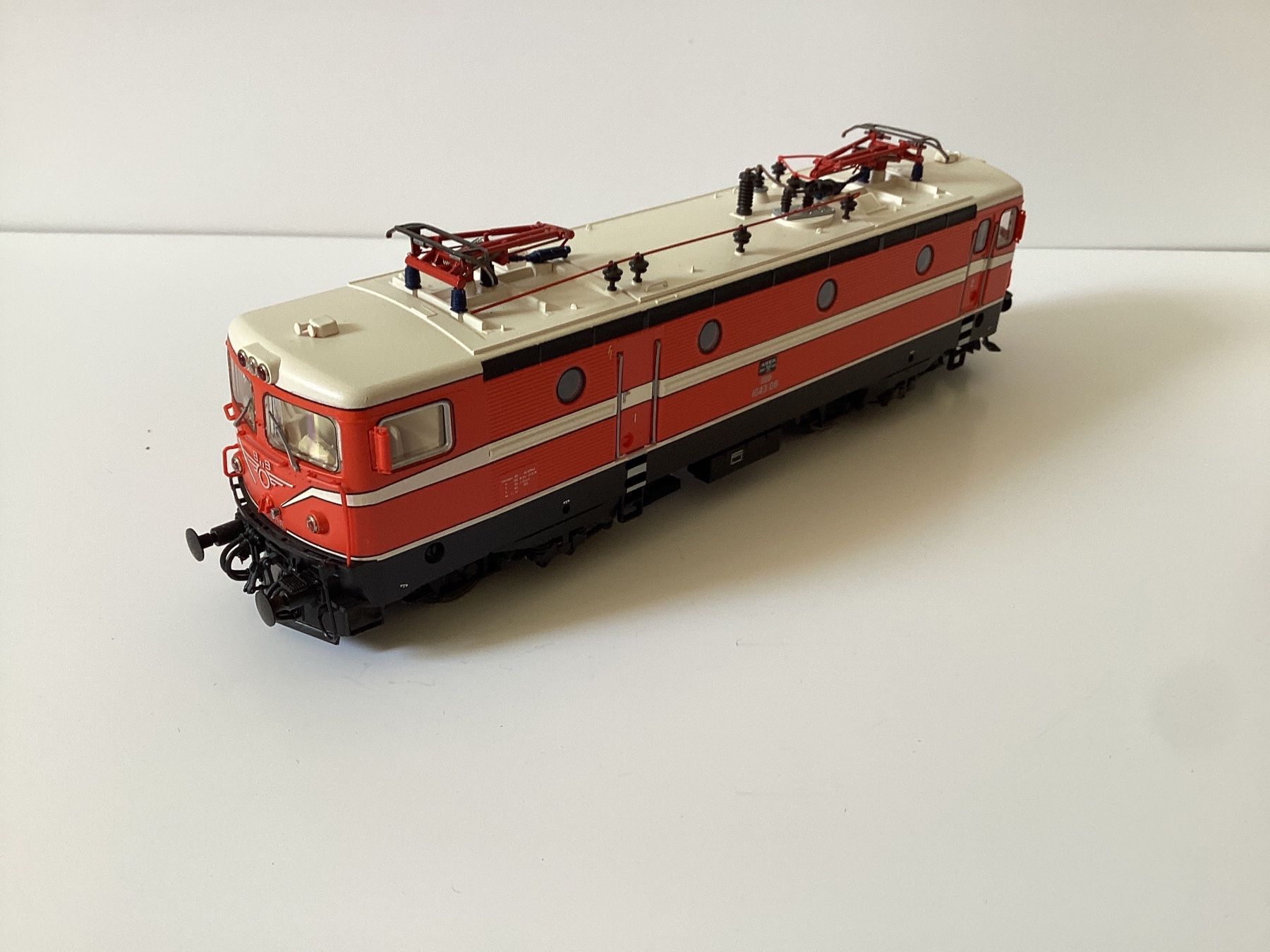 Roco Modellini di ferrovie: Roco 63760 ÖBB 1043.06 H0 1:87 – Usato da Effretikon venduto da simtek_de