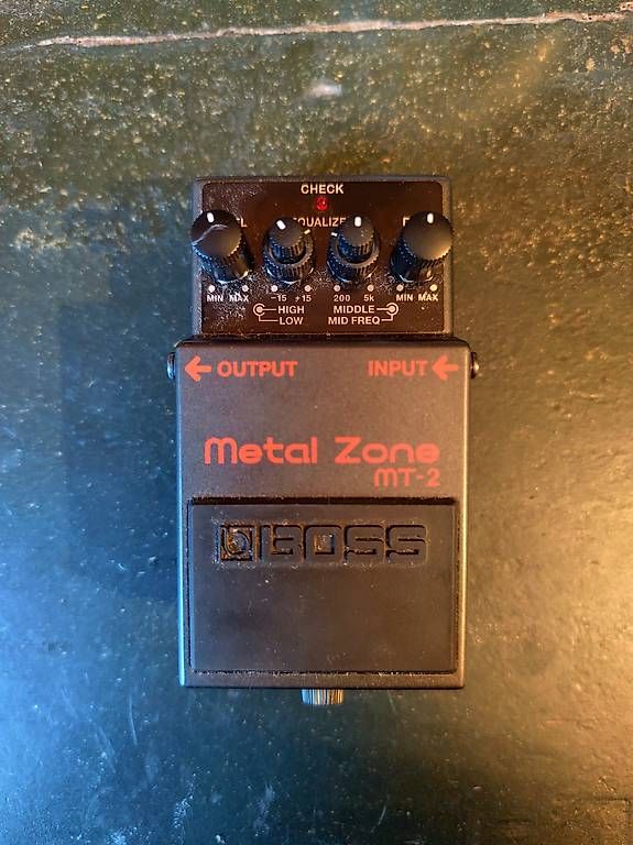 Boss Egaliseurs: BOSS Metal Zone mt-2 – D'occasion à Thun par Marzipan79