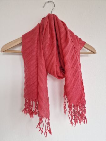 Hübscher Damen Schal Koralle ca. 190cm x 55cm