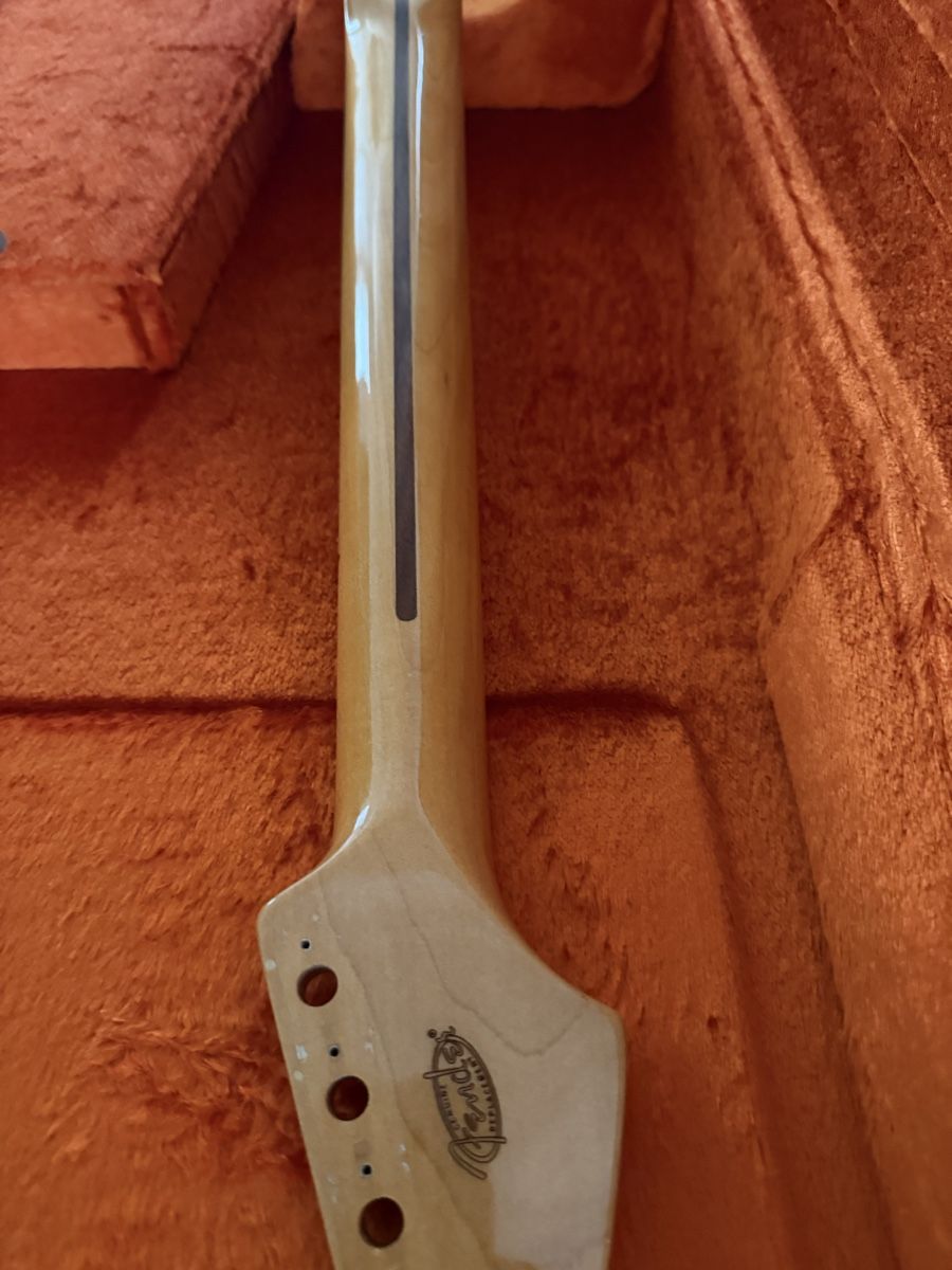 Fender Strumenti musicali: Fender Neck – Usato da Wetzikon ZH venduto da kiw_vj86 4
