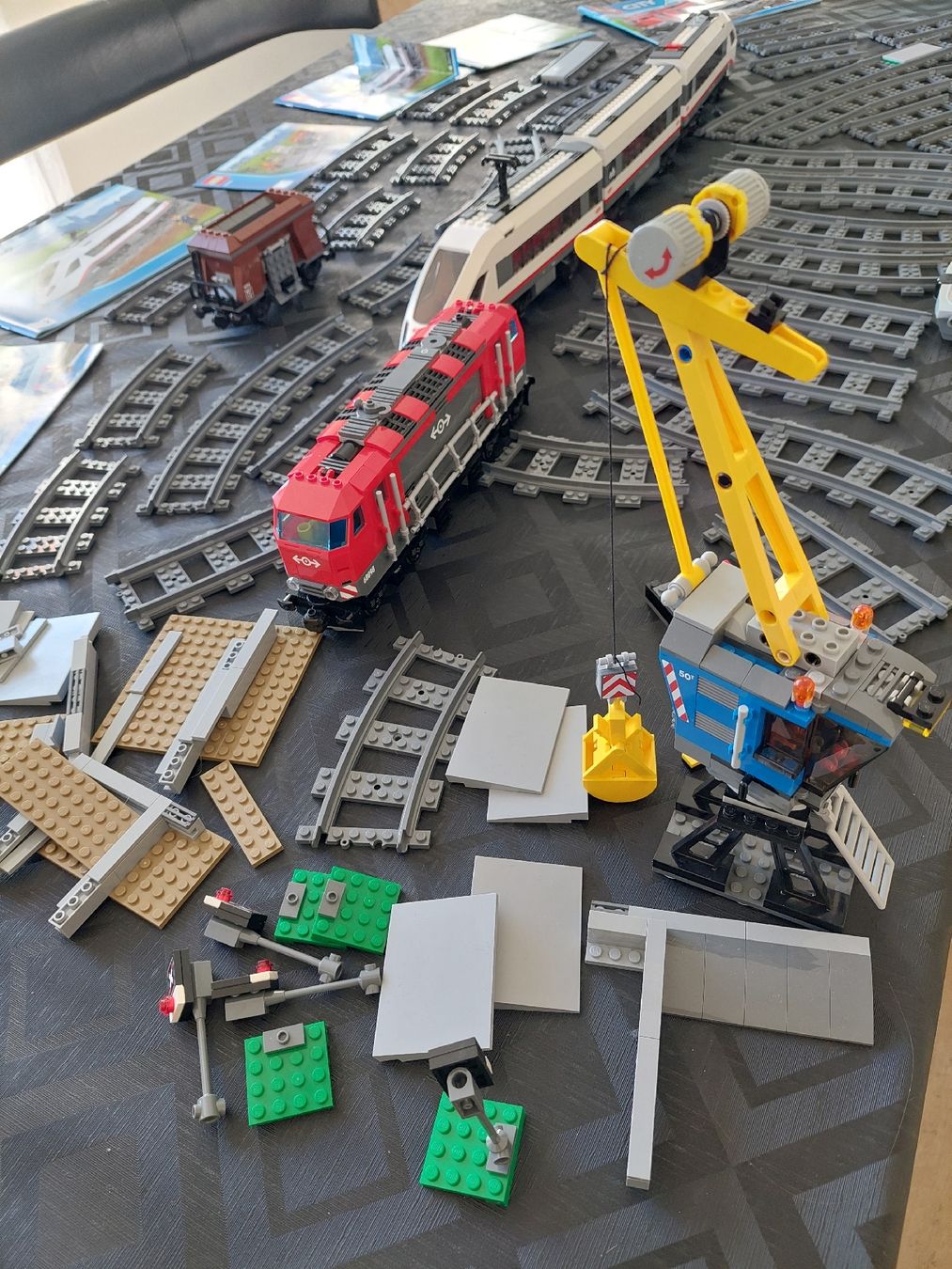 Lego Jouets: Grosse Lego Zug , Eisenbahn Sammlung  – D'occasion à Zetzwil par sti_x9xf 5
