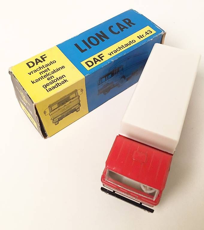 Daf Modellini d'auto: Lion Car DAF LKW – Usato da Ballwil venduto da ClassicGallery 3