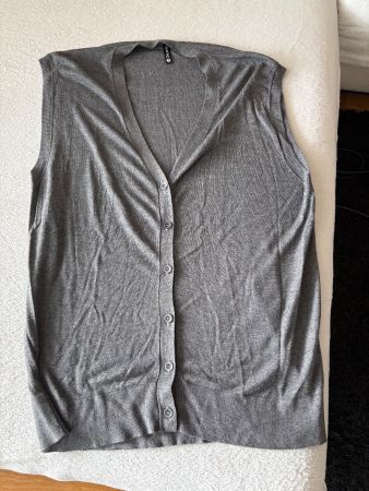 Graue Strickweste (Gilet) Chiccore, Grösse S, neuwertig!