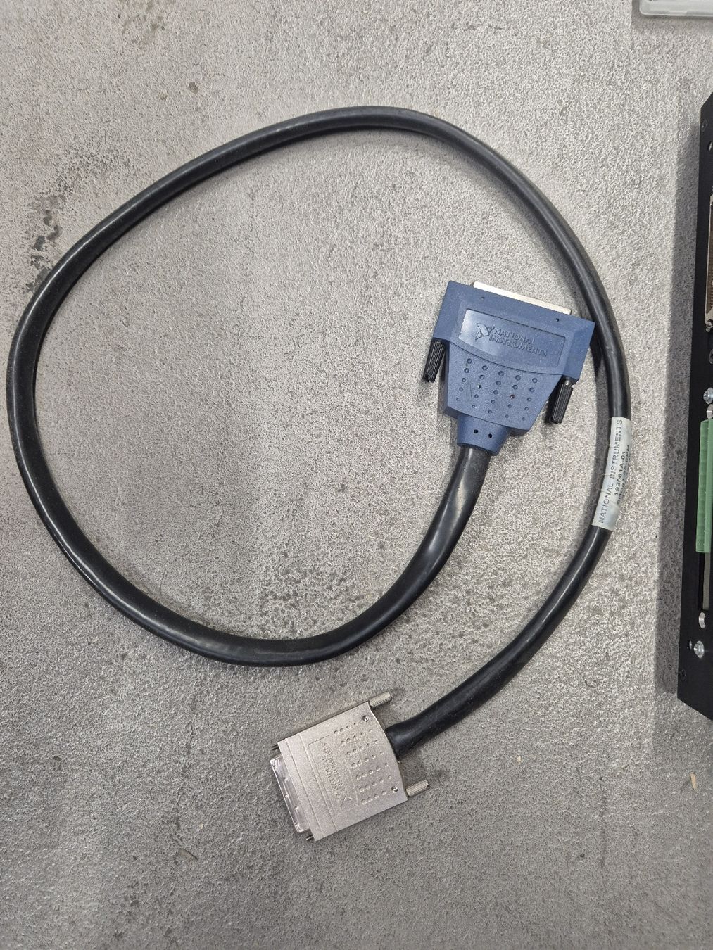 Misurare: National Instruments CA-1000 Connector Enclosure – Usato da Thalwil venduto da Moritz.A 5
