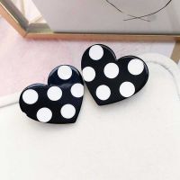 NEUE Ohrstecker Herz schwarz - weiss Polka dot - 80663