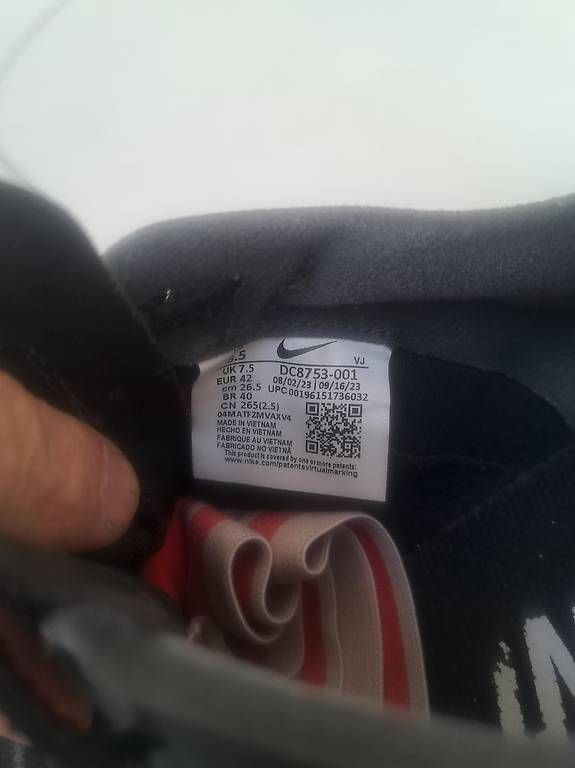 Scarpe da uomo: Pointe Nike taille 42 – Usato da Le Grand-Saconnex venduto da cliv74 1