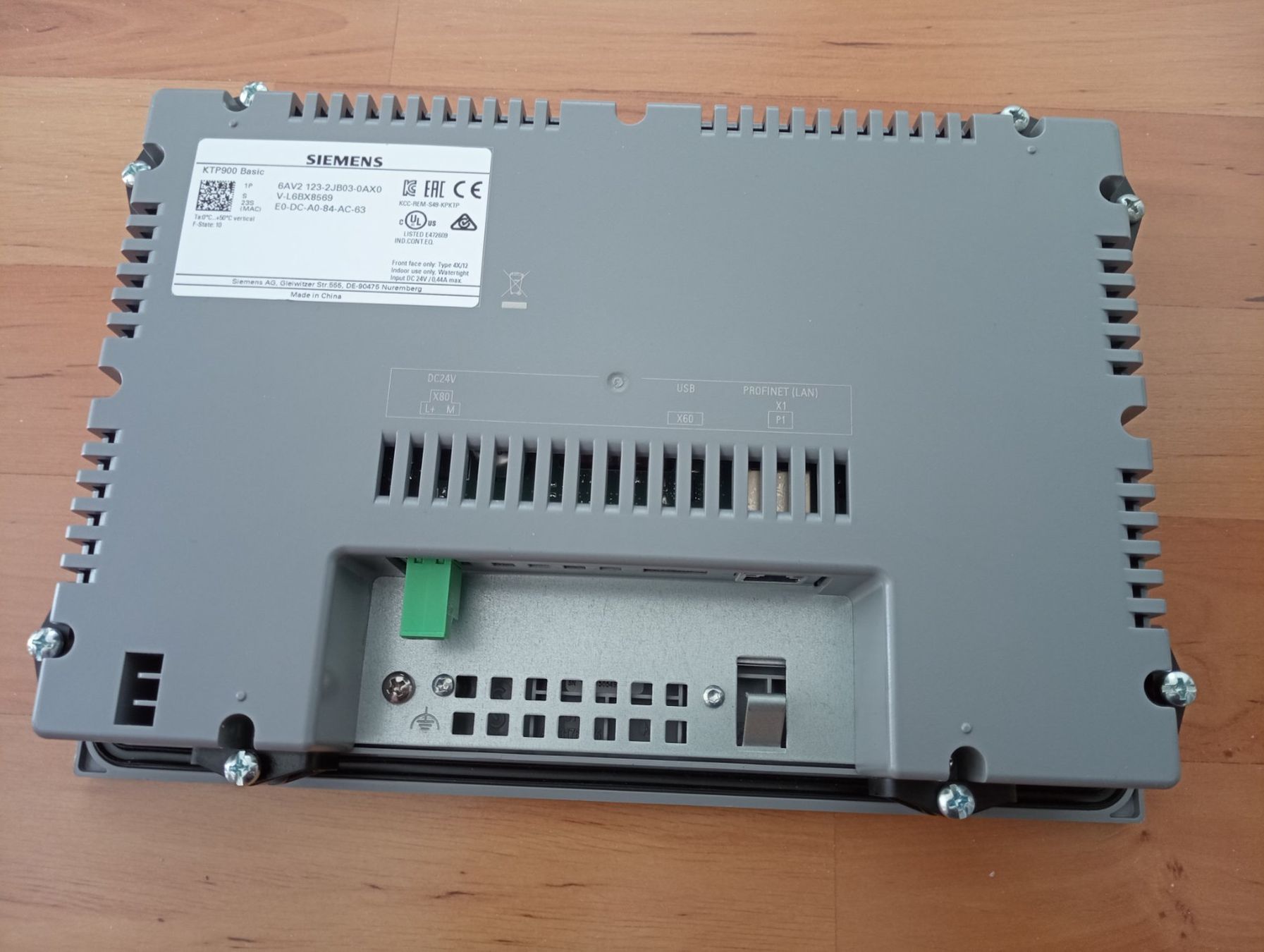 Siemens Elektronikbauteile: Siemens SIMATIC HMI KTP900 Basic / 6AV2123-2JB03-0AX0 – Gebraucht aus Ufhusen von HKSC 1