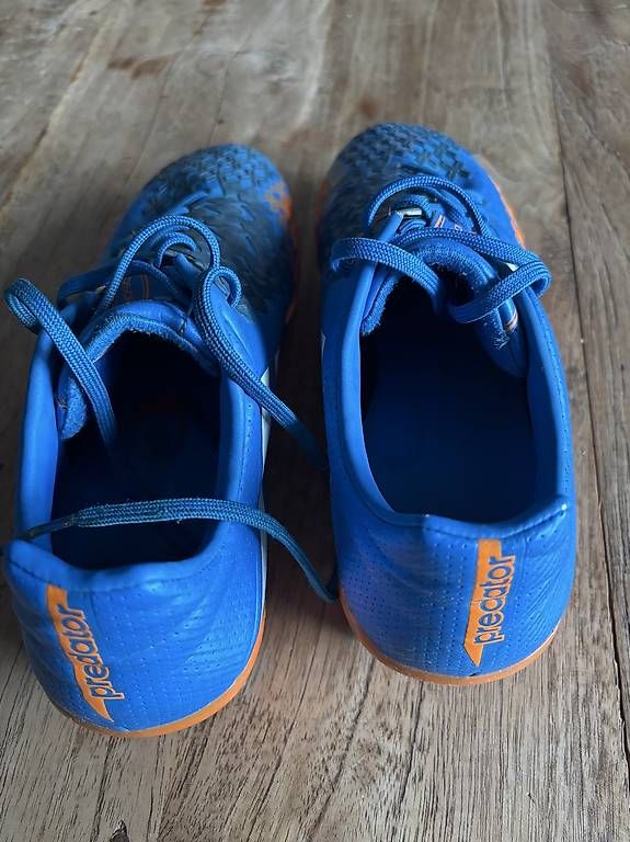 Scarpe da uomo: Fussball Schuhe Adidas Predator Grösse 40 – Usato da Stallikon venduto da Lr110 3
