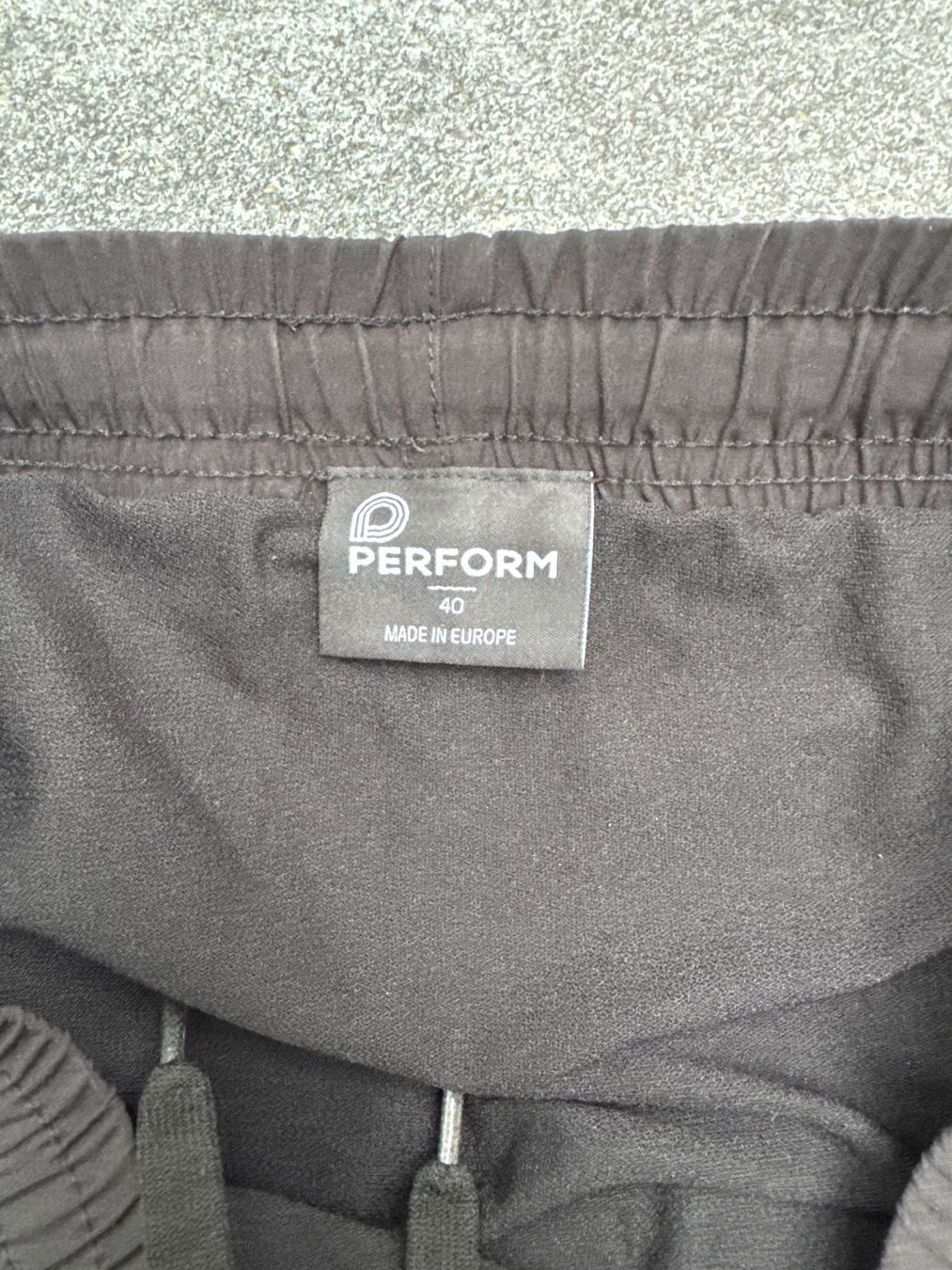 Pantaloni: Run Shorts Gr. 38 – Usato da Strengelbach venduto da lana40 1