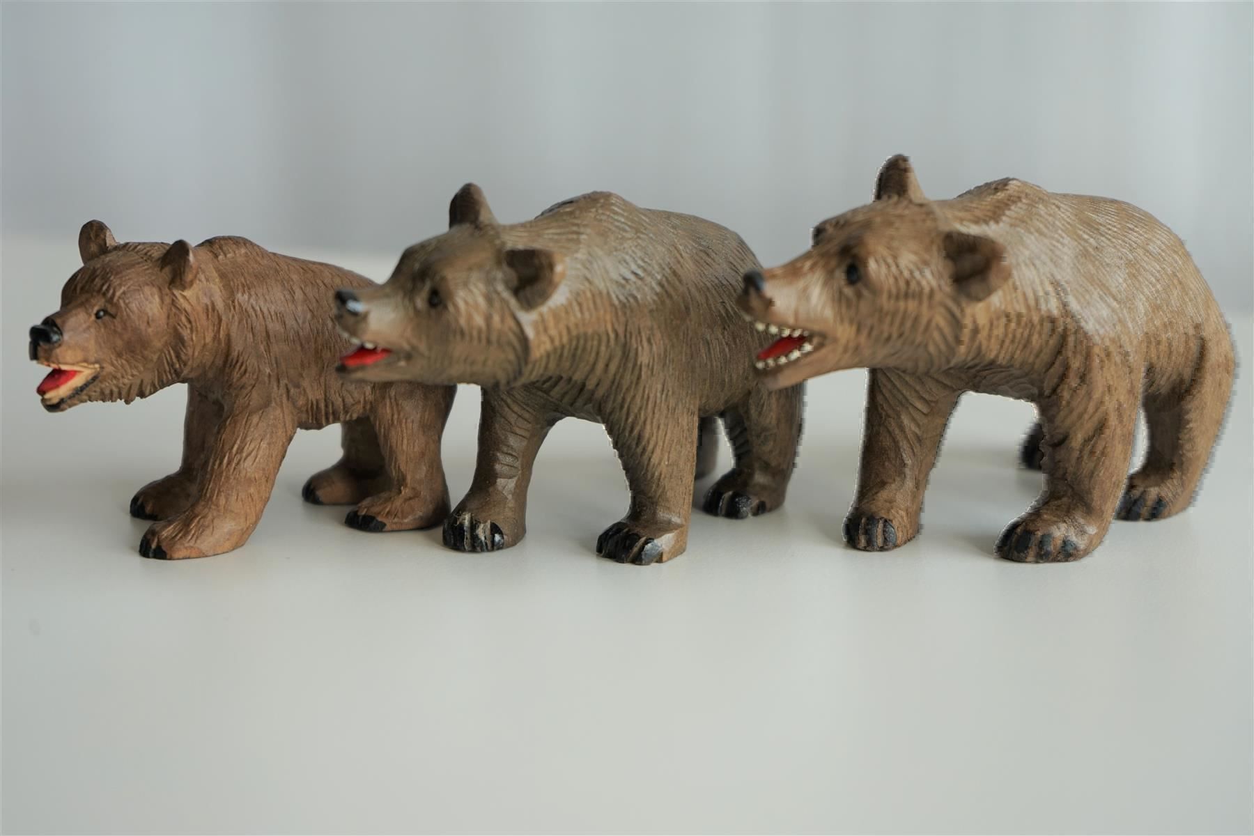 Figurines: 3 Bären, geschnitzt – D'occasion à Brienz BE par P.Edelweiss 1