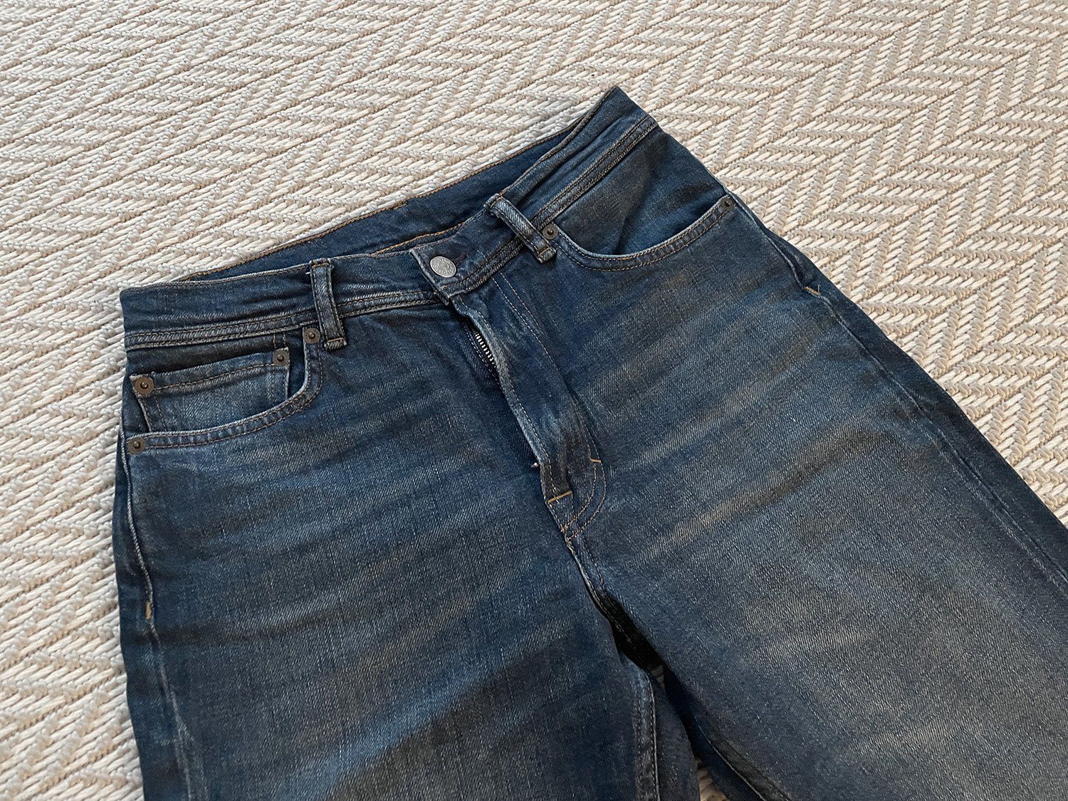 Acne Studios Jeans: Acne Studios Jeans 26/32, ungetragen, NP: 360.- – Nuovo (secondo la descrizione) da Maienfeld venduto da formdok 2