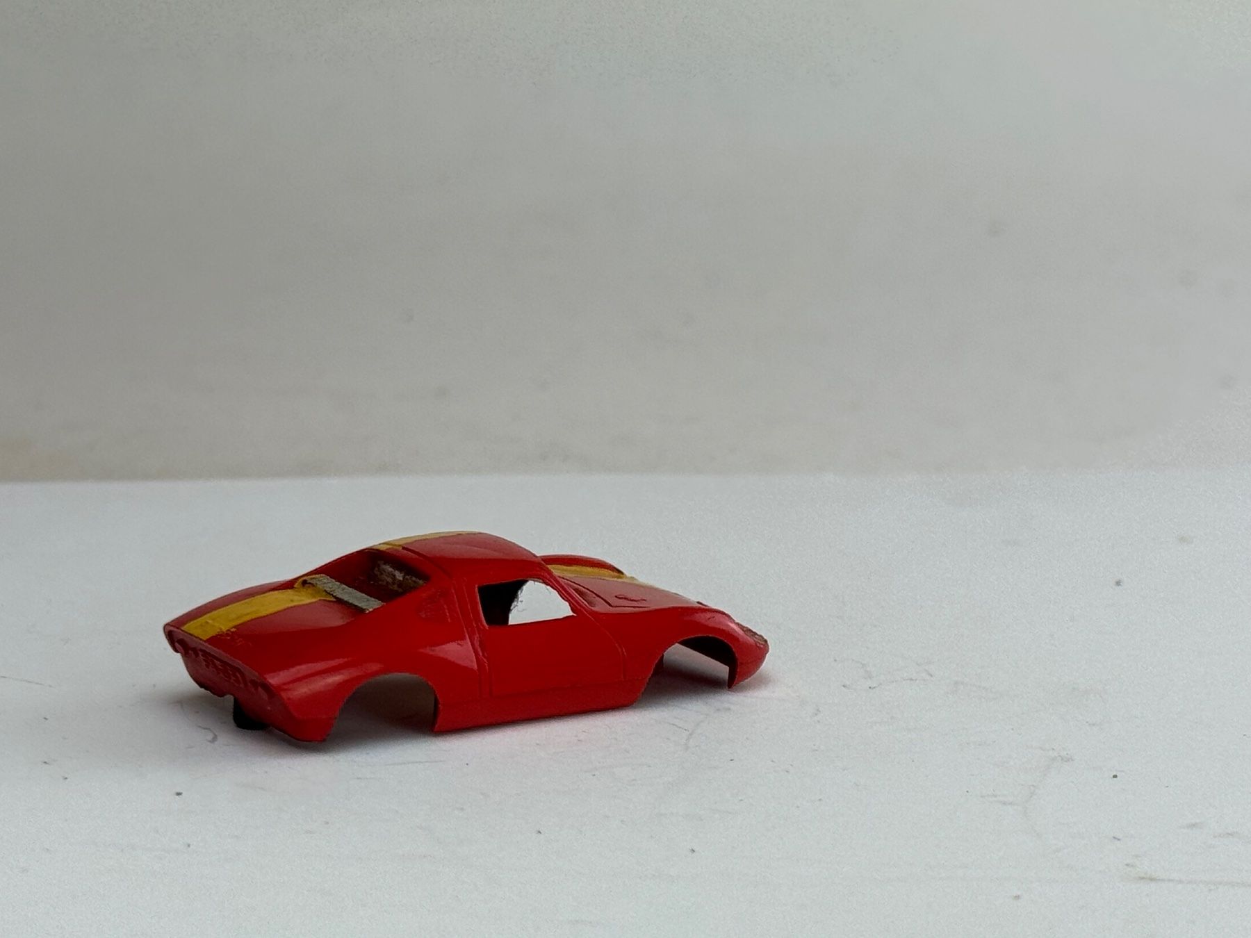 Faller Piste: GB4-  Faller AMS Ferrari Gt rot – Usato da Elm venduto da Wikmtz 1