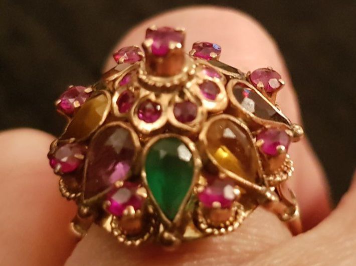 Anelli: Bague "Princesse" Thailandaise or jaune 14k; T.54 – Usato da Marly venduto da Barbarajane