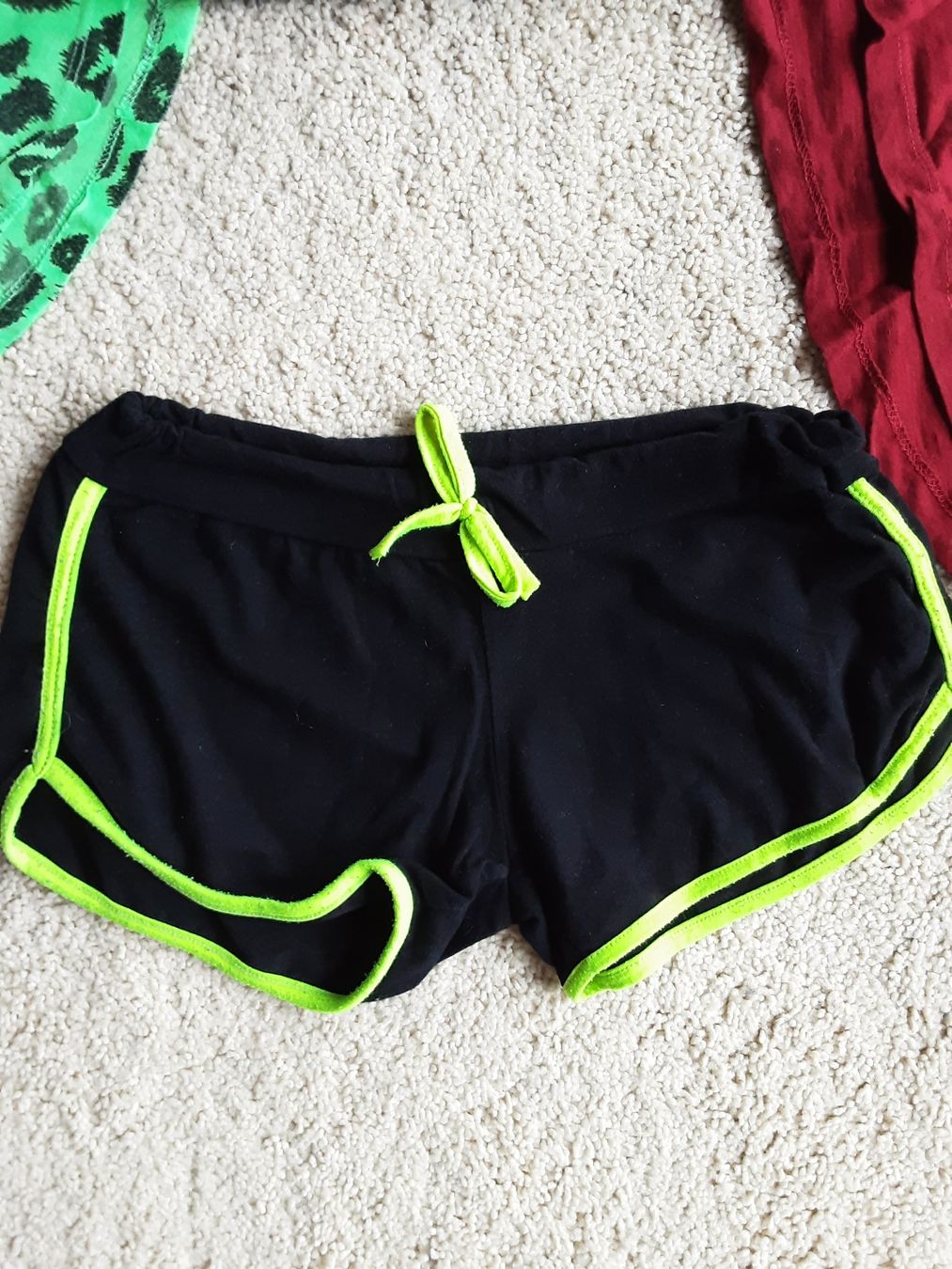 Lotti di vestiti: Kleiderpaket Gr. XS – Usato da Altdorf UR venduto da Brandli 3