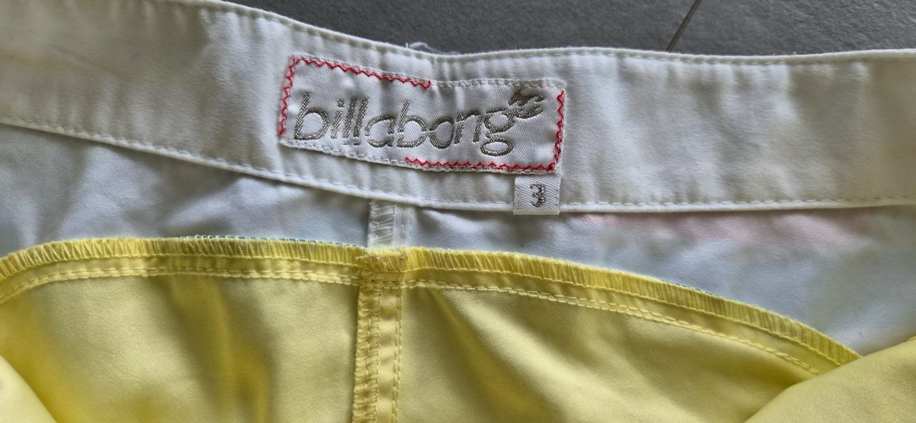 Billabong Pantalons: Short de surf Bilabong, taille 3 – D'occasion à vufflens la ville par Veuveclicquot 6