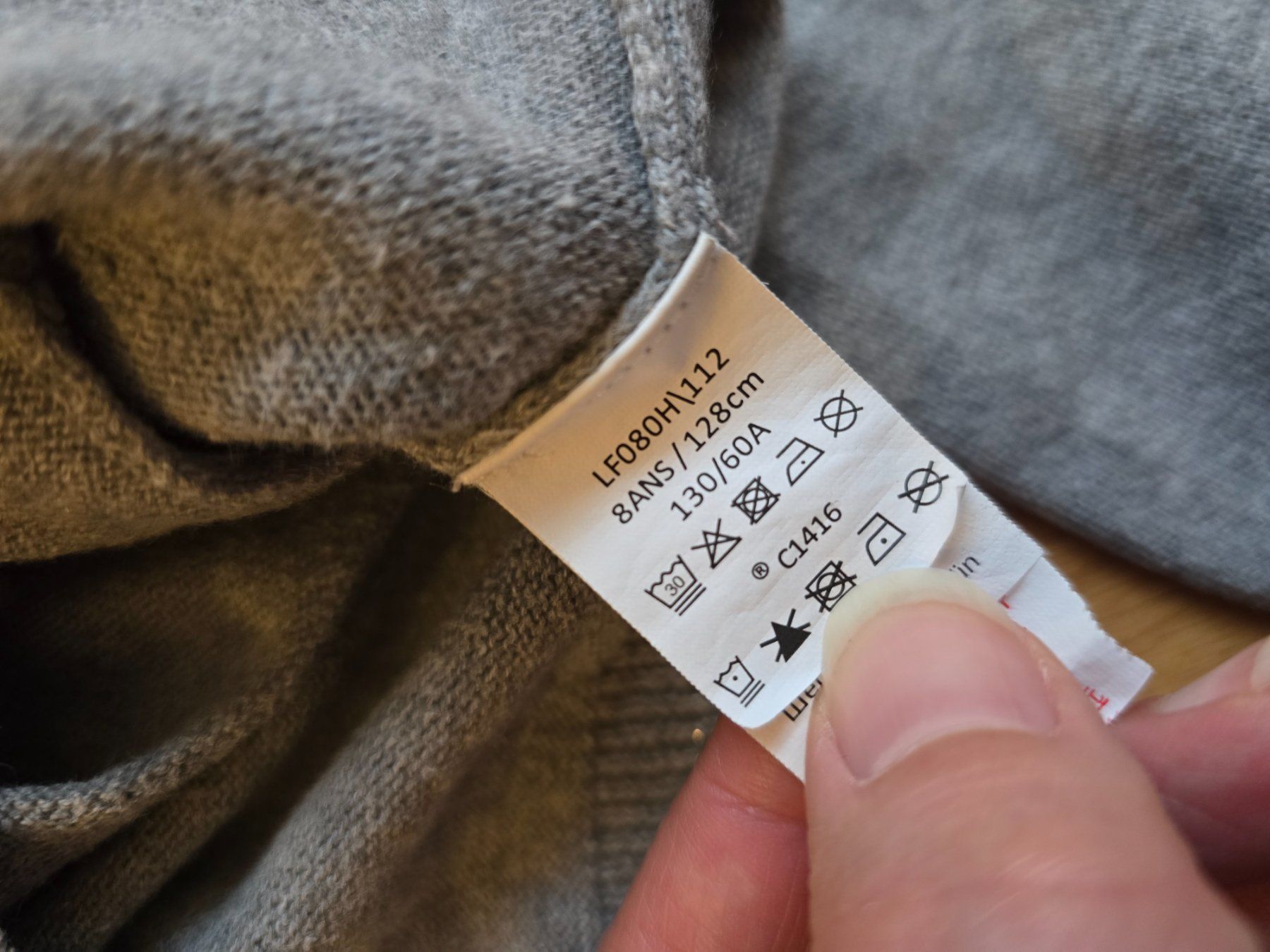 Jacken & Mäntel: Strickjacke grau Grösse 128 cm – Gebraucht aus Büttikon AG von Amineah 2
