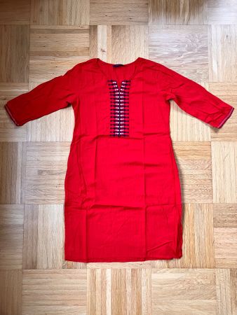 Kleid /Tunika rot mit Stickereien, M