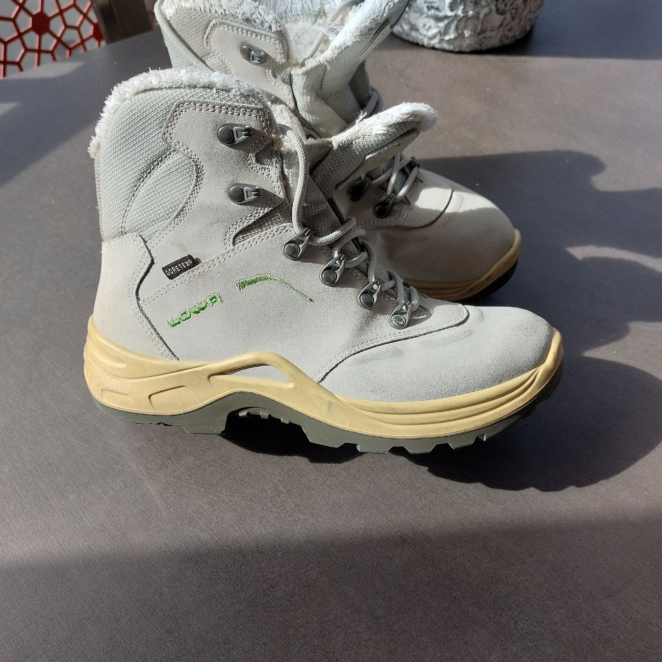 Lowa Scarpe da donna: Lowa Winterschuhe Gore-Tex – Usato da Zürich venduto da ime_9s2d