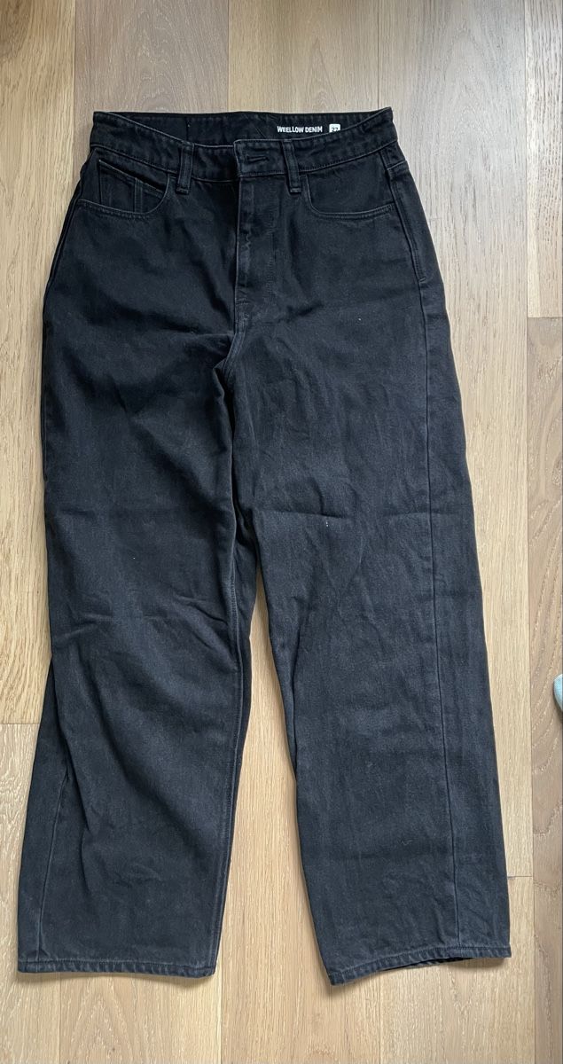 Volcom Jeans: VOLCOM - Weellow Denim 27 – D'occasion à Kriens par elly24