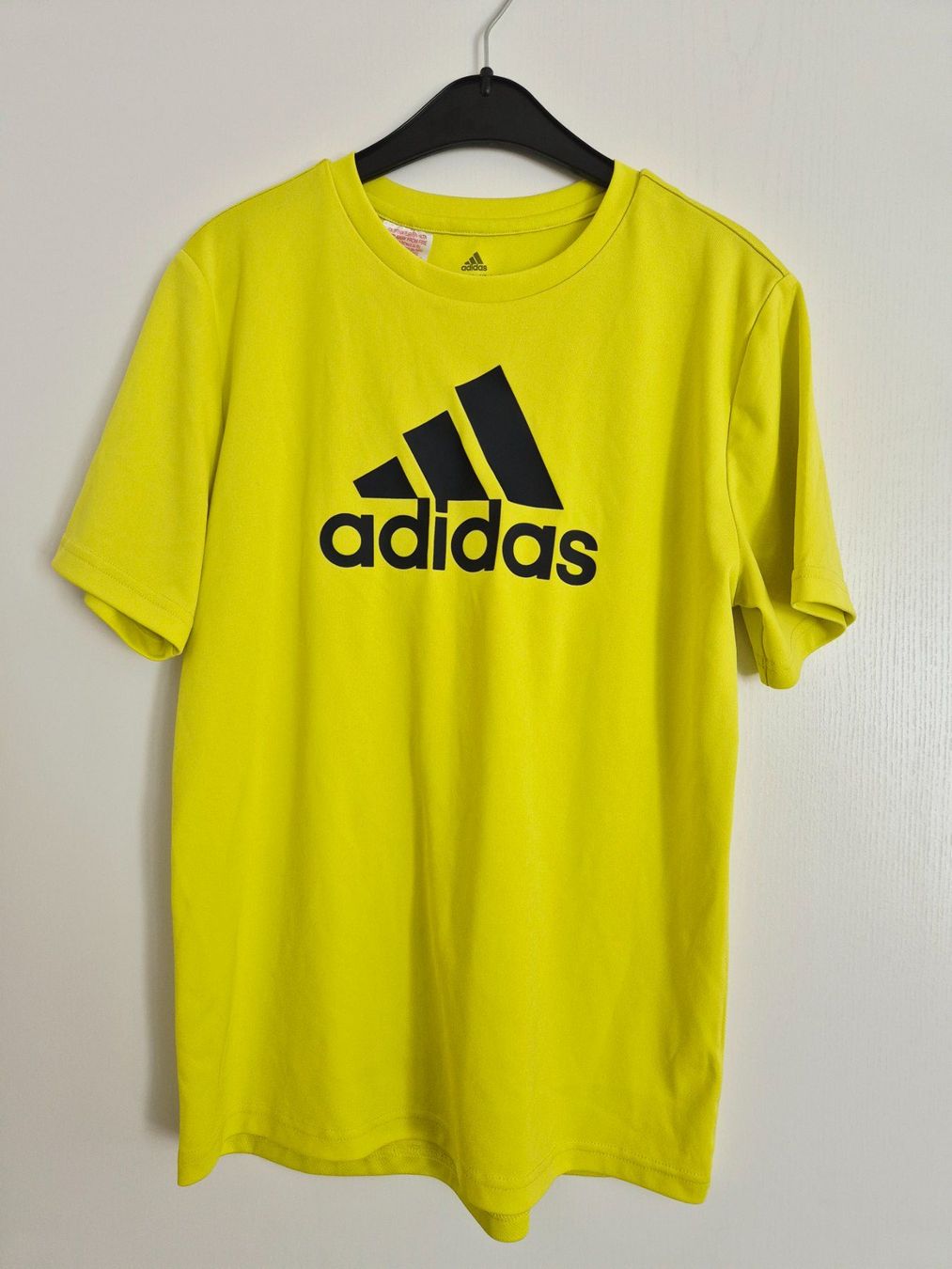 Adidas T-Shirts: Adidas Fuktionsshirt Gr.164 – Gebraucht aus Volketswil von Dokinka 1