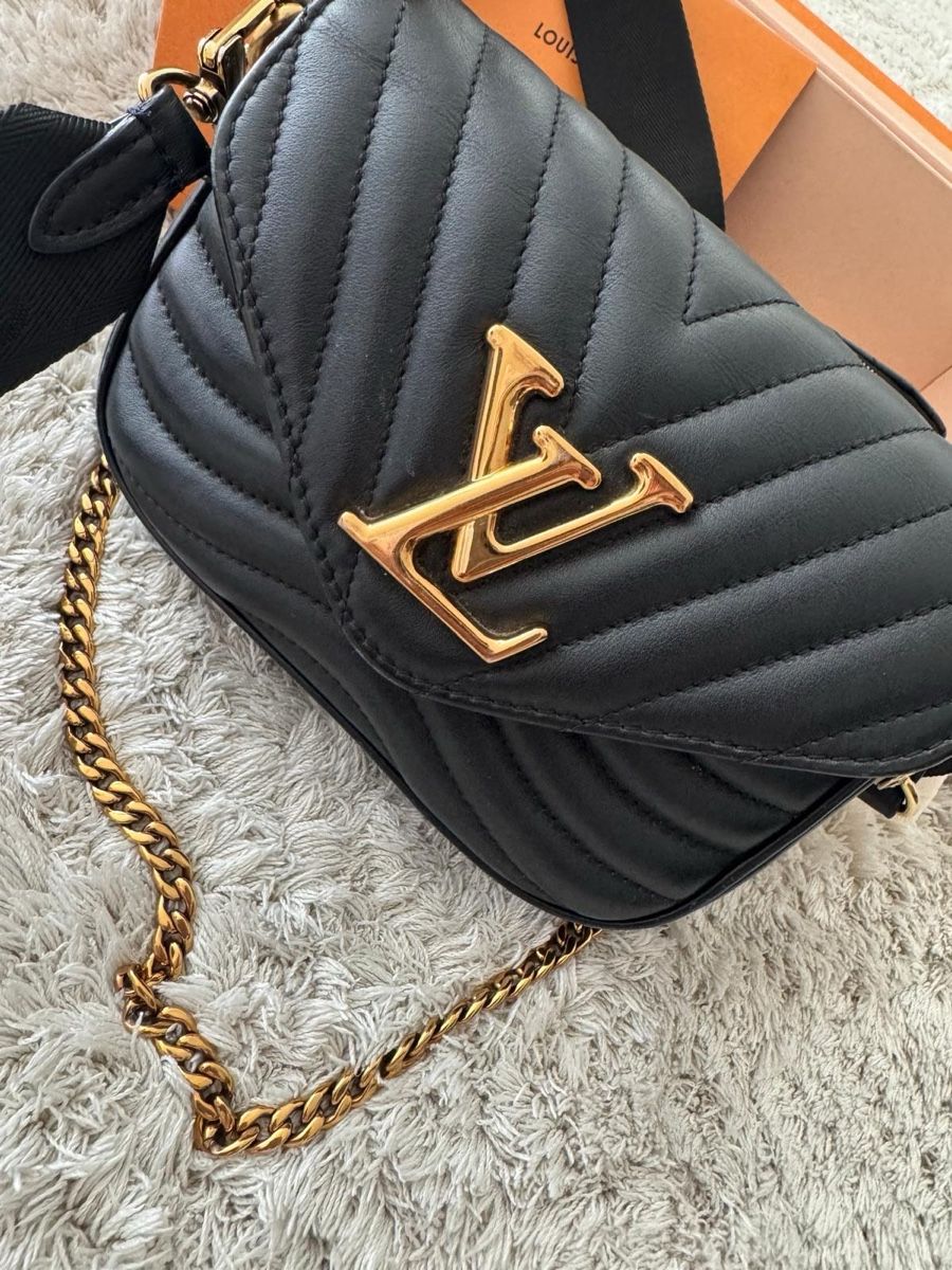 Borse da donna: Louis Vuitton New Wave Multi Pochette – Usato da Kriens venduto da Anera
