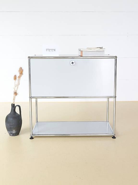 Regale: USM Sideboard in Lichtgrau – Gebraucht aus Meinisberg von atelier_TILIJA 1