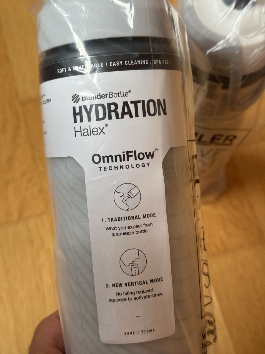 Borracce & Thermos: 2 BlenderBottle Trinkflaschen Halex 710ml – Nuovo e nell'imballaggio originale da Zürich venduto da Graes23 1