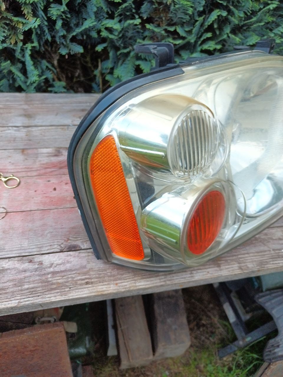 Nissan Fari: Nissan D22 Pick-up Scheinwerfer – Usato da Gudo venduto da dispo3 1