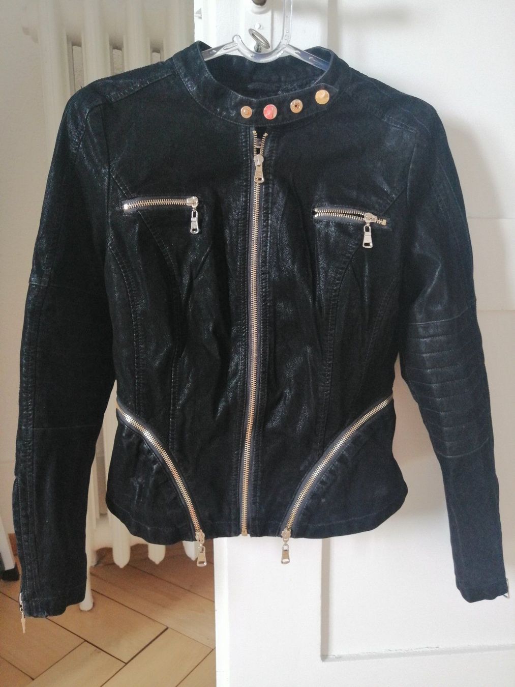 Giacche: Schwarze Jacke – Usato da Biel/Bienne venduto da M.D.C 1