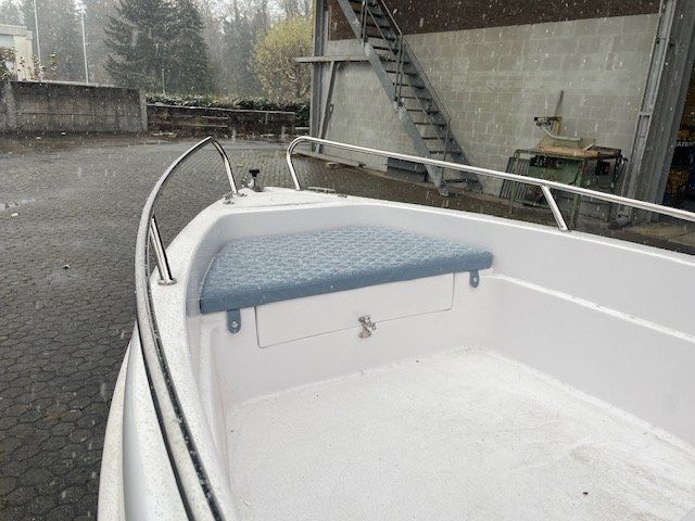 Barche: Motorboot mit Mittelconsole – Nuovo e nell'imballaggio originale da Kriens venduto da monte06 6