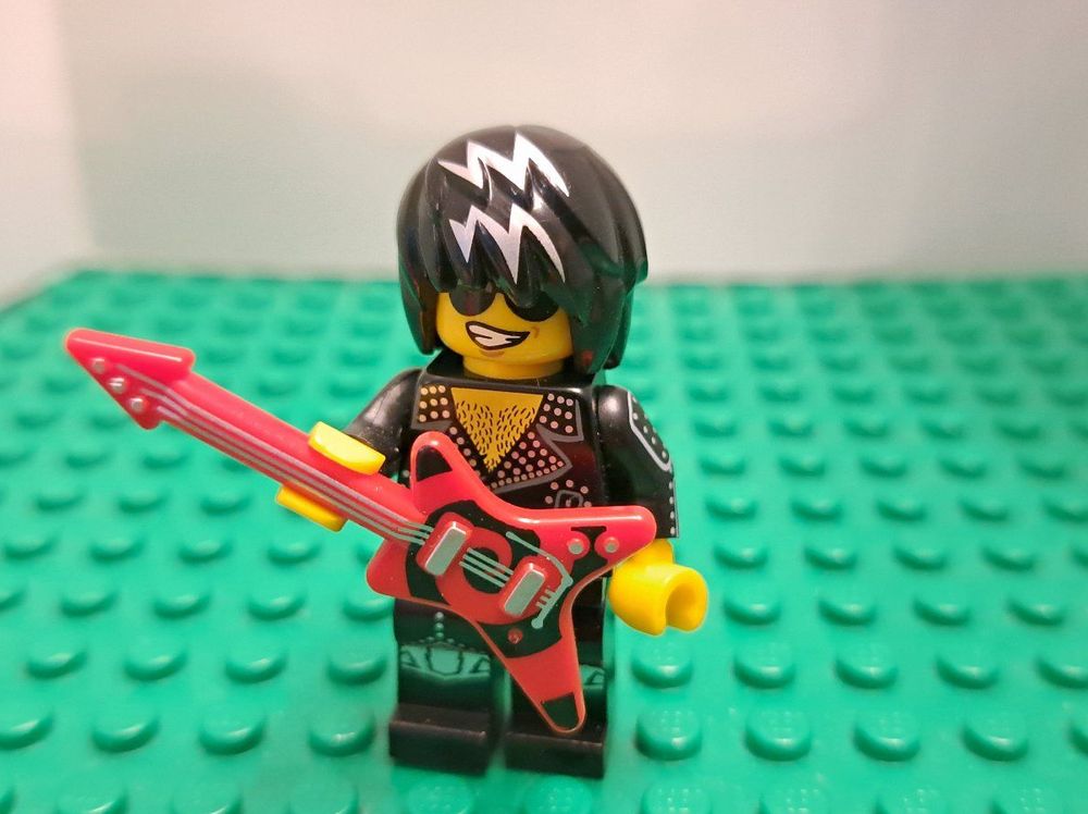 LEGO Minifigure Rocker (Gebraucht) in Igis für CHF 5 – mit Lieferung ...