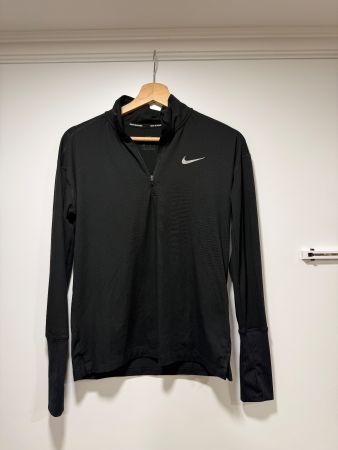 Nike Running Shirt schwarz Grösse XS neuwertig