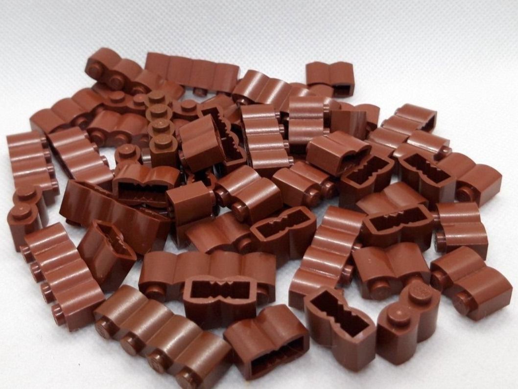 Lego Giocattoli: Lego 50 Stk. Palisade Brick reddish brown – Usato da Inwil venduto da Dokyiioto