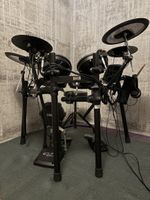 Roland E-Drum-Set (TD-11KV) inkl. div Zubehör in Top Zustand