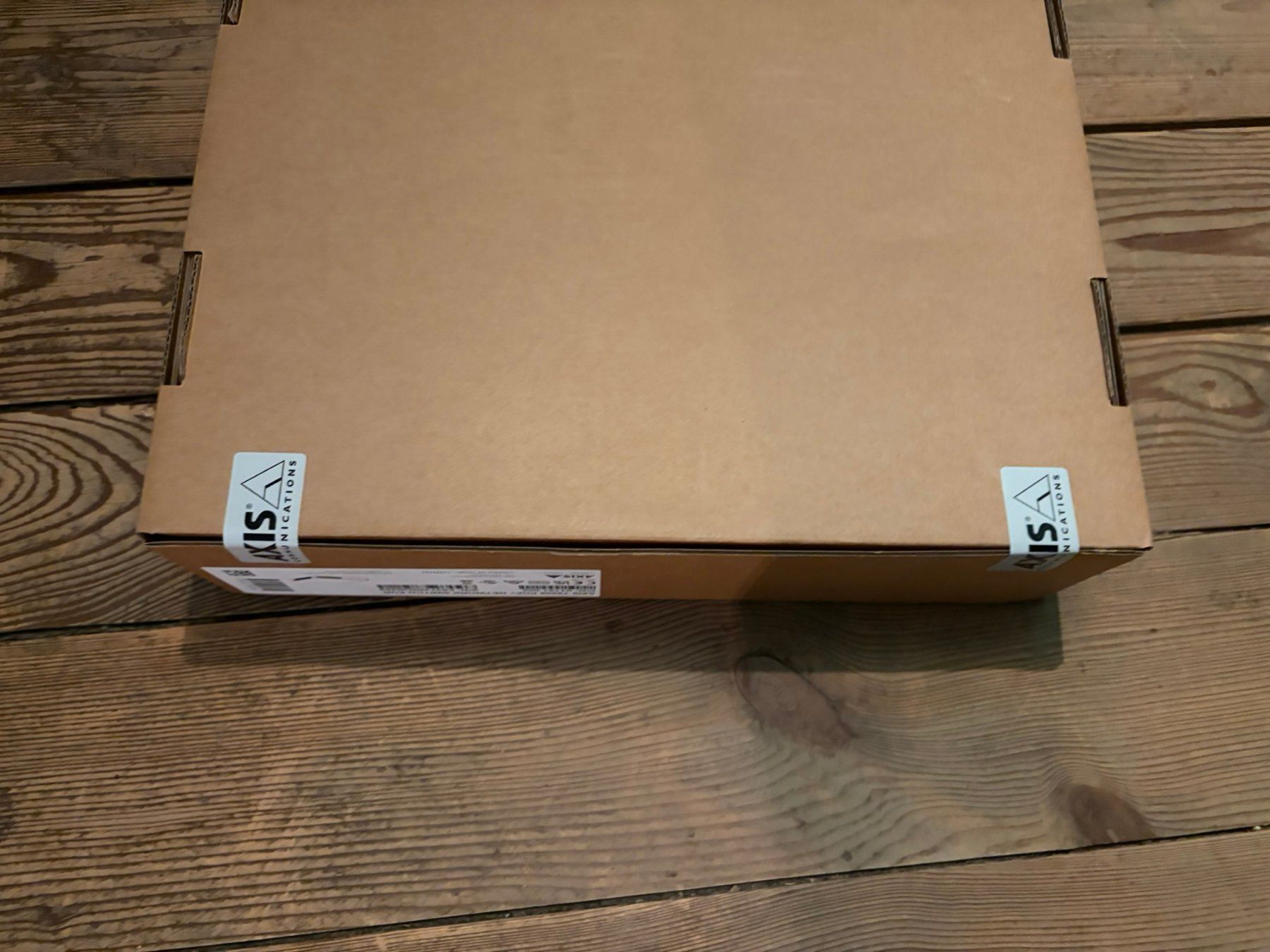 Axis Hub & Switch: Axis PoE+ Switch T8508 8 Port – Nuovo e nell'imballaggio originale da Beringen venduto da ebli37 2