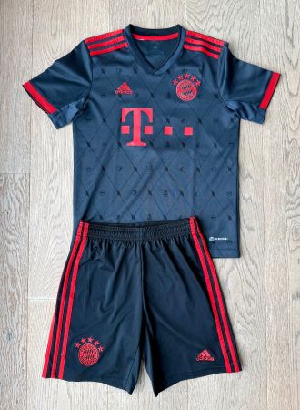 Original FC Bayern München Mané Fussball Dress, Grösse 152