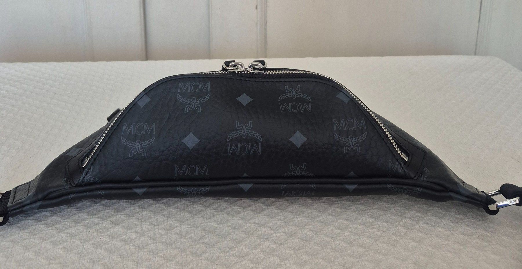 Mcm Borse: Neue MCM Bauch-/Brusttasche – Nuovo (secondo la descrizione) da Dottikon venduto da Pega7 4