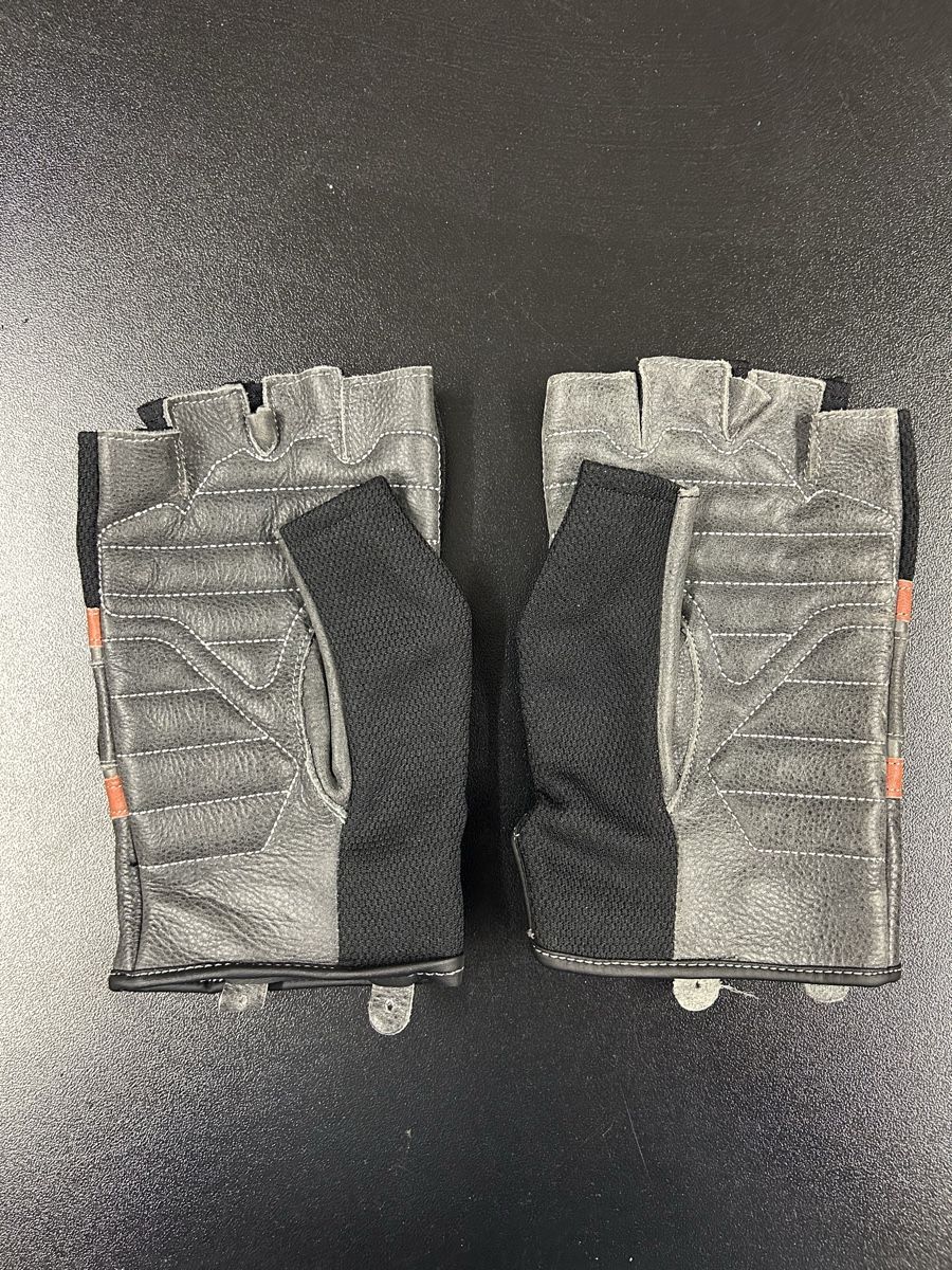 Harley-Davidson Sonstige Accessoires für Herren: Fingerlose Harley Davidson Handschuhe – Gebraucht aus Münchenstein von Cello30 1
