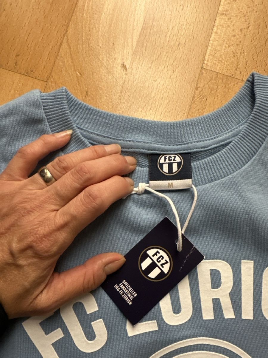 FCZ Pullover & Sweatshirts: FC Zürich Pullover Hellblau - Neu mit Etikett, Grösse M! – Neu (gemäss Beschreibung) aus Horgen von Ddega 2