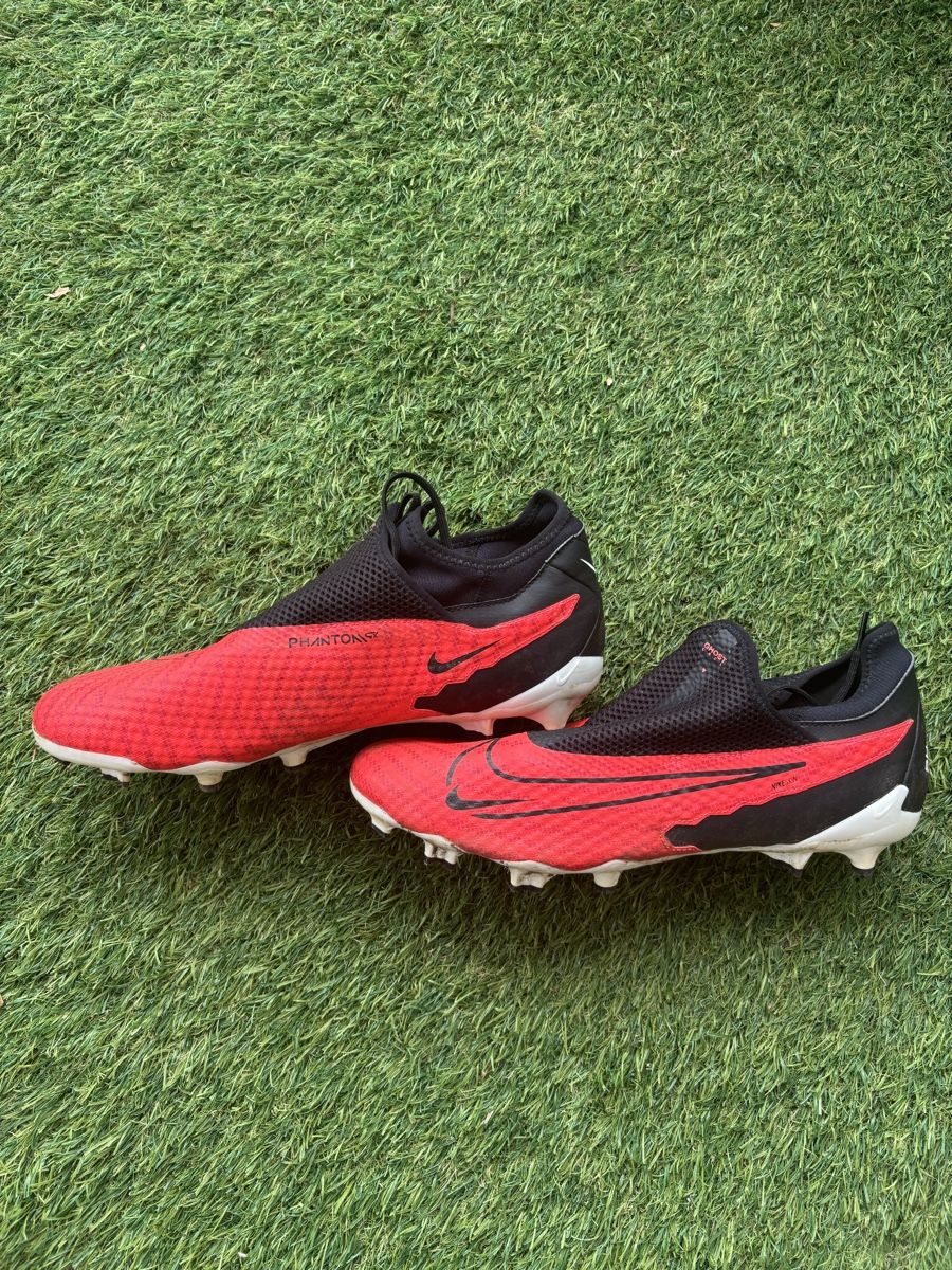 Nike Scarpe da uomo: Scarpe rosse da calcio Nike phantom GX – Usato da Carabbia venduto da ila_2jjj 2